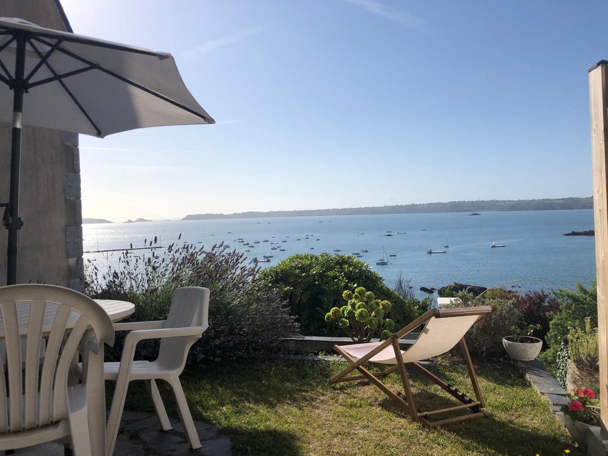 Maisonnette Pour 2 Personnes - Vue Mer - Plage A 100 Metres Ploubazlanec Kültér fotó